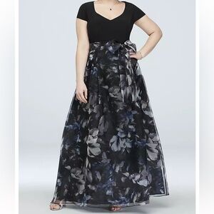 Plus Size Black Floral Formal Dress with Flowy Chiffon Skirt